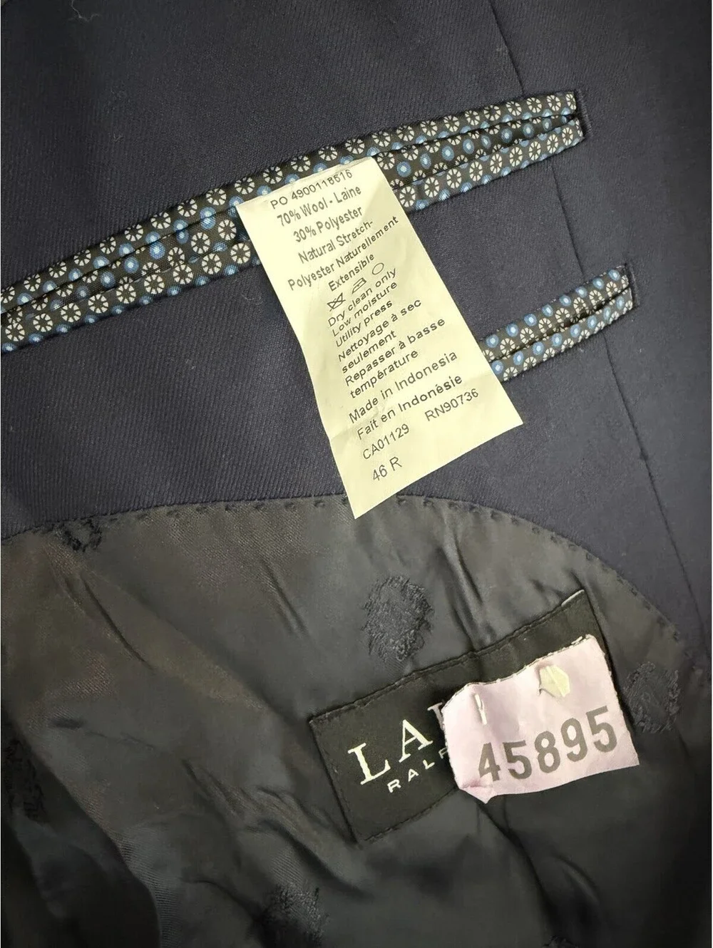 Lauren Ralph Lauren Navy Blue Blazer Size 46R Wool Blend Two Button Sport Coat